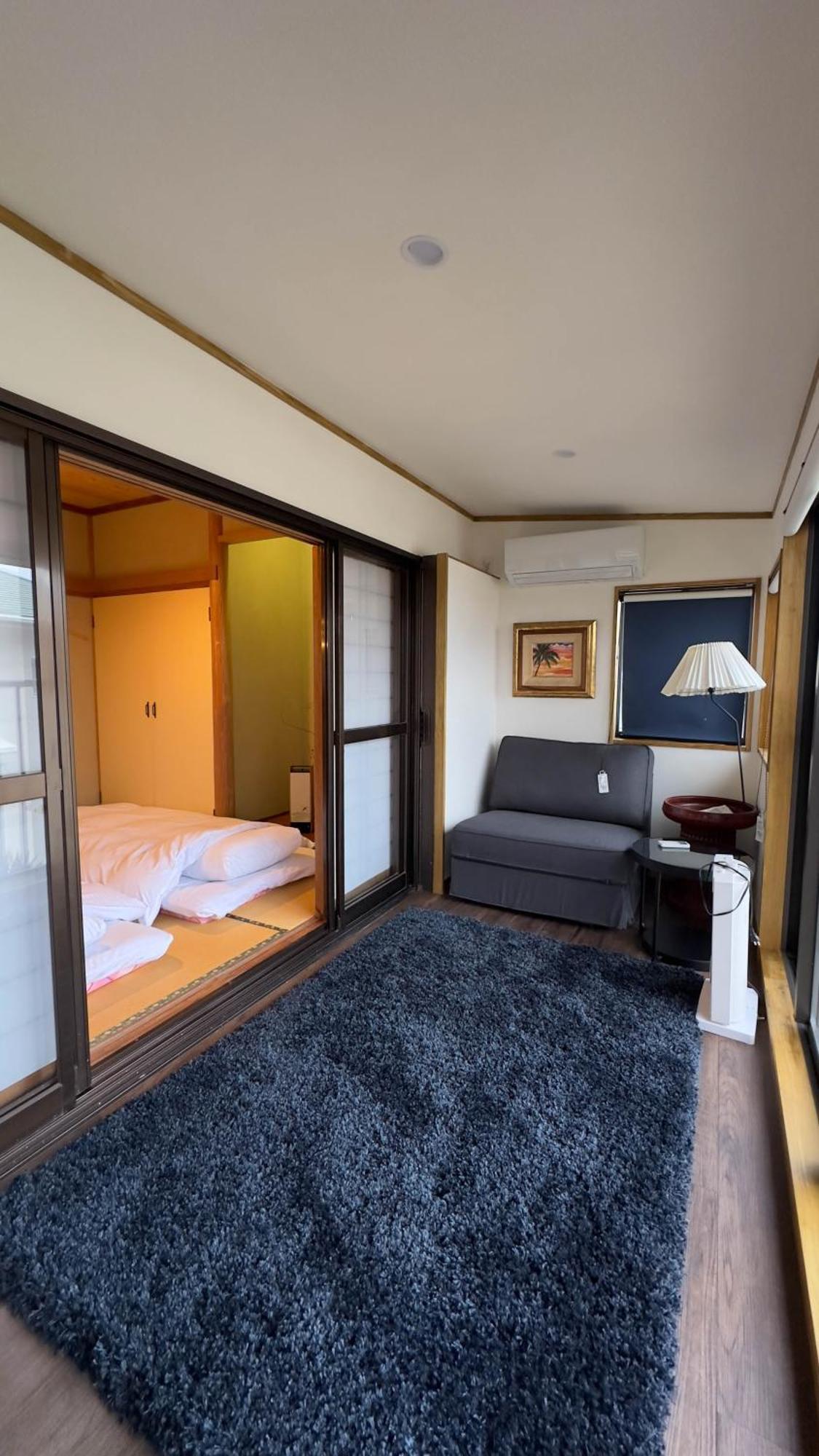 伊豆高原 温泉付別荘 Isana Mountain Villa Futo Екстер'єр фото