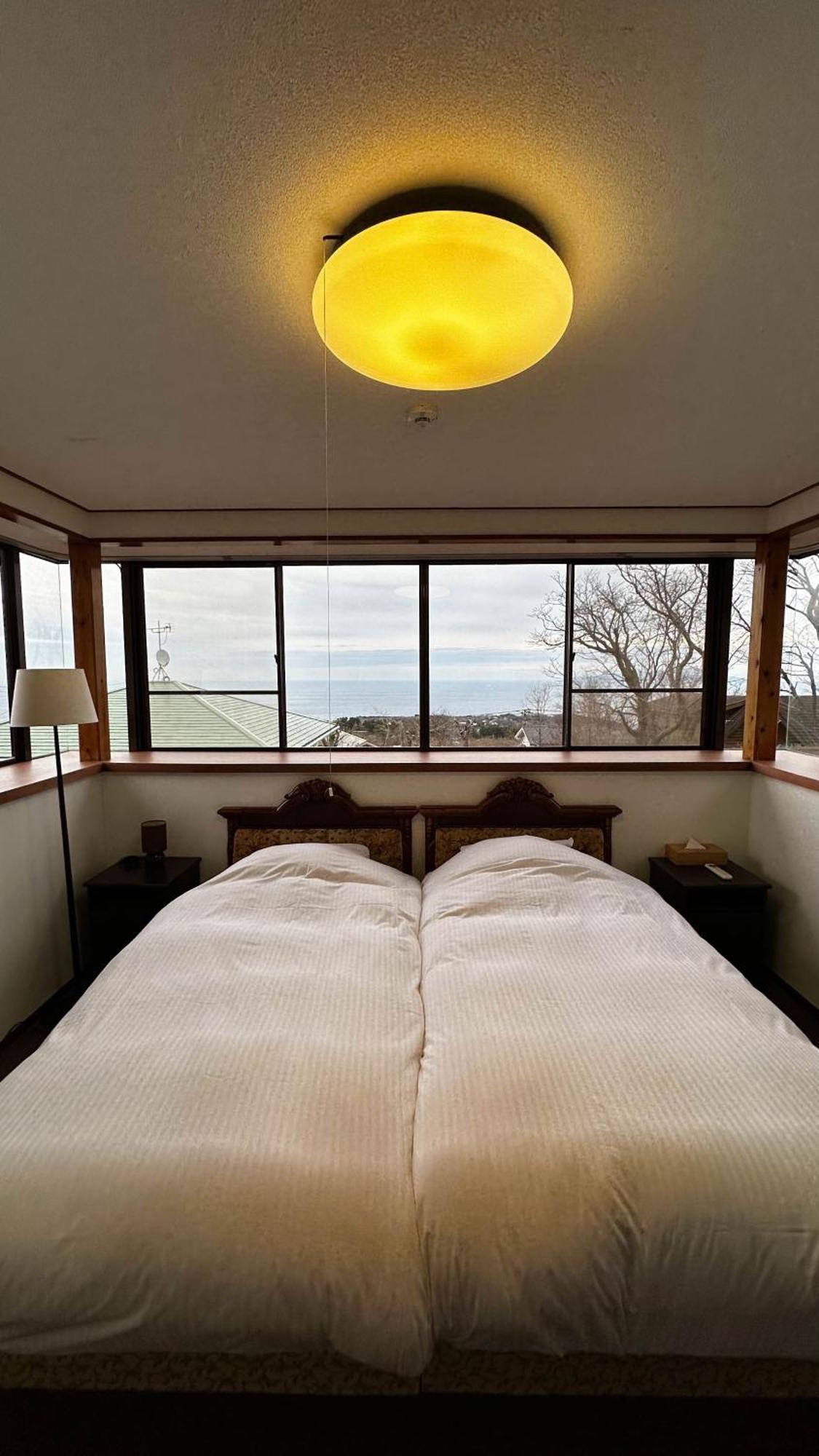 伊豆高原 温泉付別荘 Isana Mountain Villa Futo Екстер'єр фото