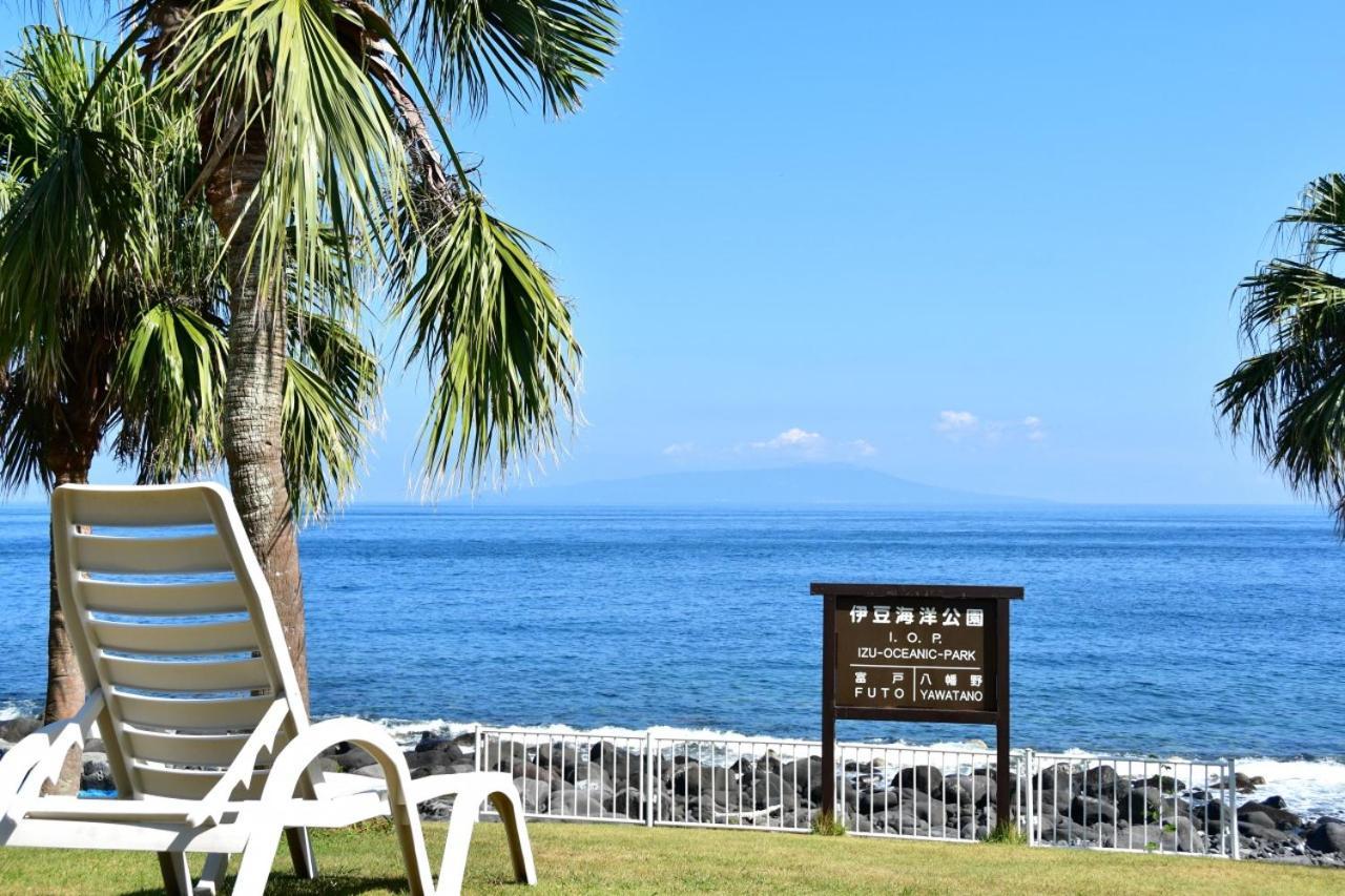 伊豆高原 温泉付別荘 Isana Mountain Villa Futo Екстер'єр фото